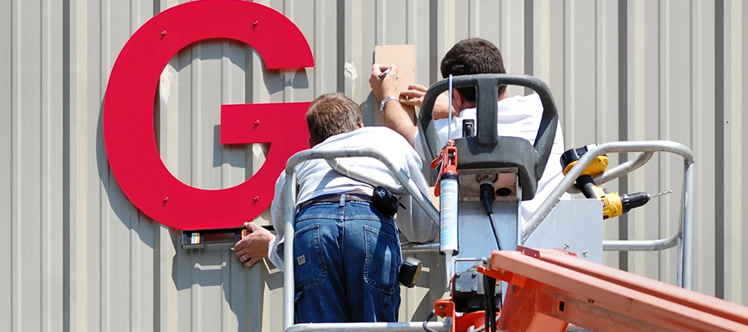 Sign Maintenance