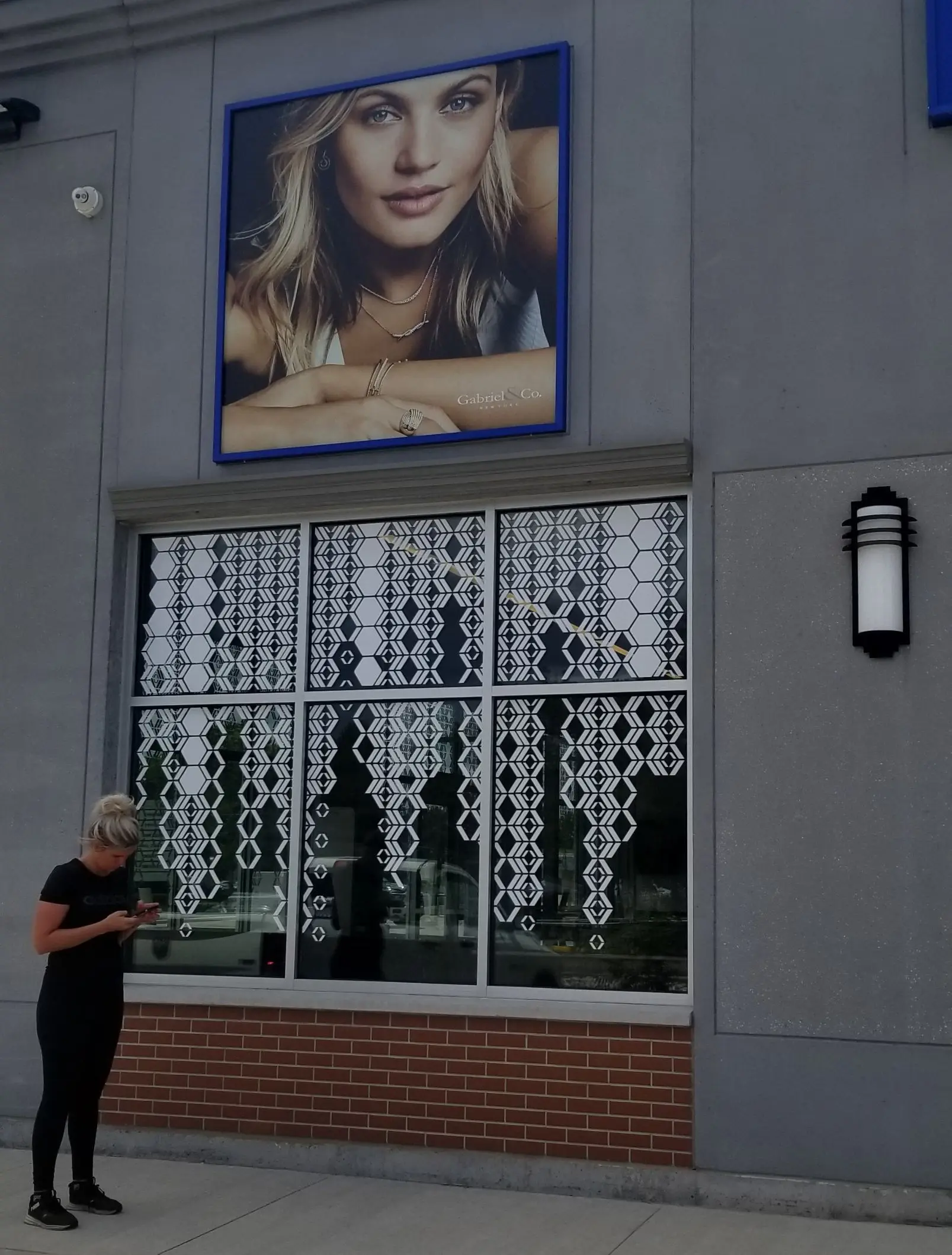 Decorative window graphics