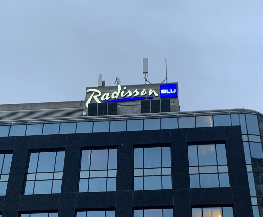 East side Radisson channel letters Lit - Nov 18, 2020
