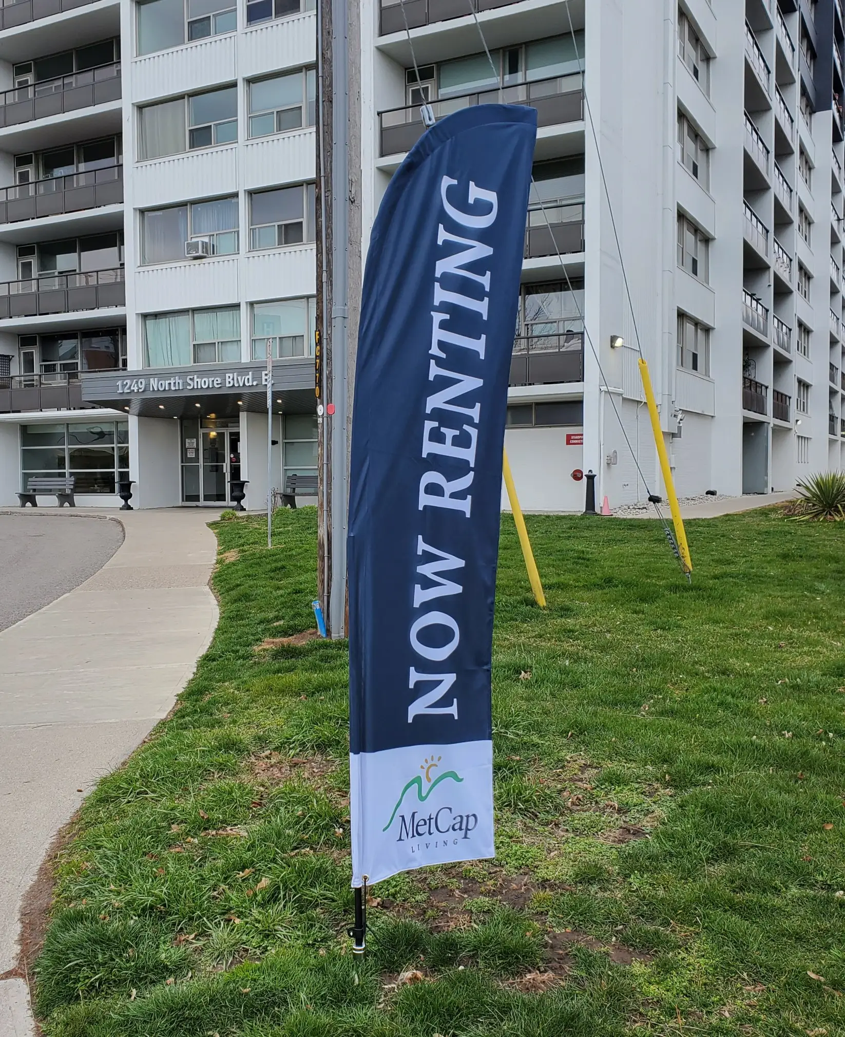 Feather flag sign