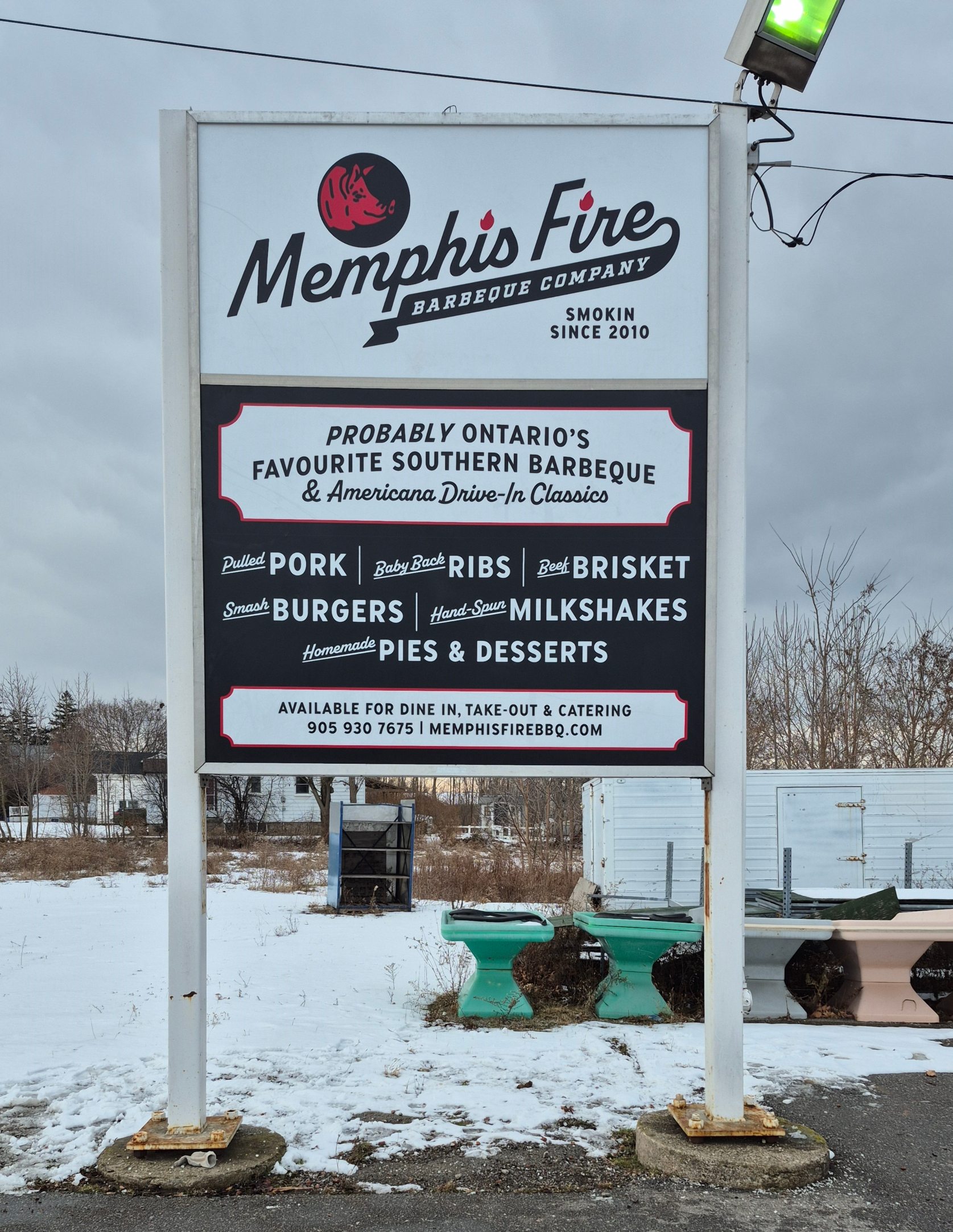 Memphis Fire pylon