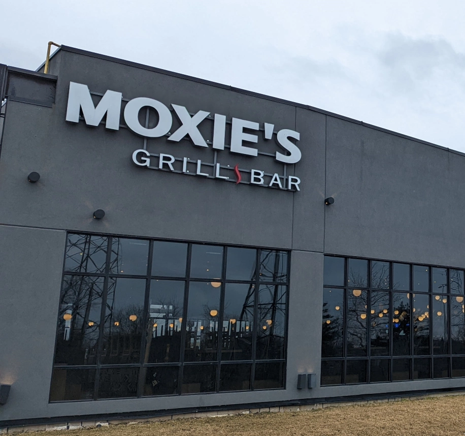 Moxie_s channel letters