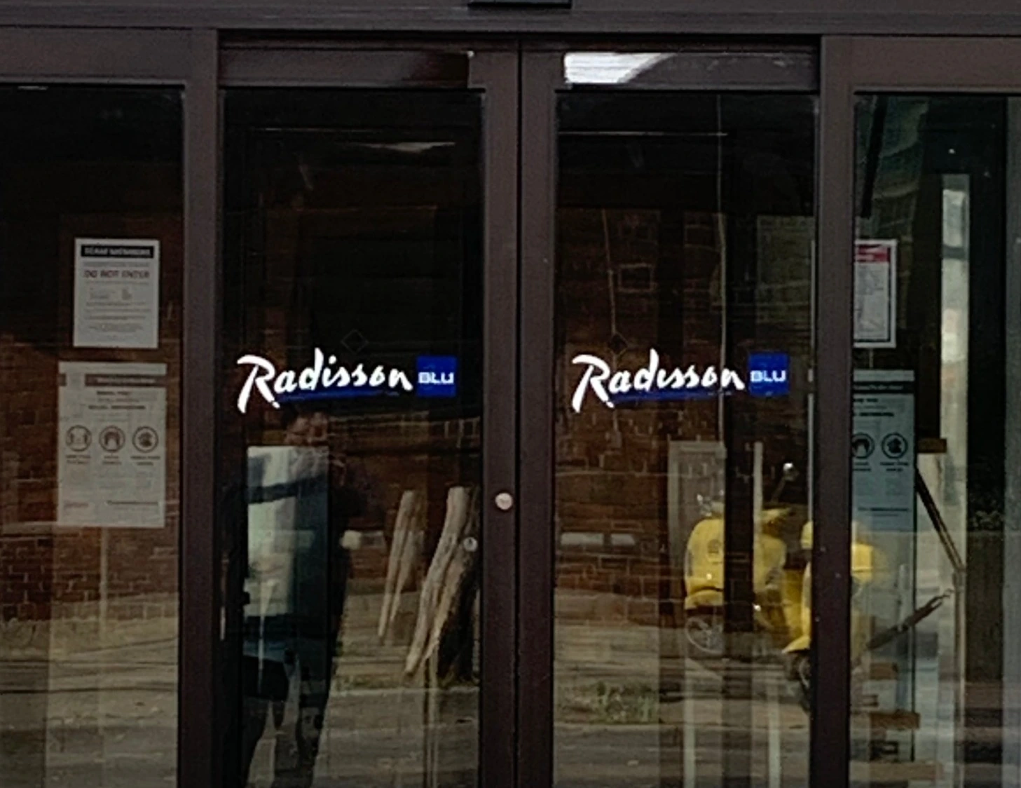 Radisson vinyl installed on glass doors - Nov 5, 2020